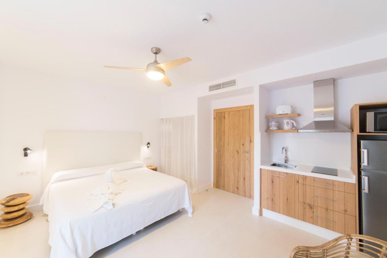 Sa Cala Suites Es Caló de Sant Agustí Esterno foto